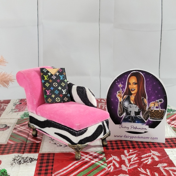 Louis Vuitton Murakami Noir Monogram Mirror and Case Authentic - Picture 8 of 14